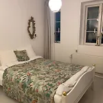 Bed & Breakfast Skovly - Havudsigt Ved Lundeborg