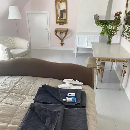 فندق مبيت وإفطار Skovly - Havudsigt Ved Lundeborg