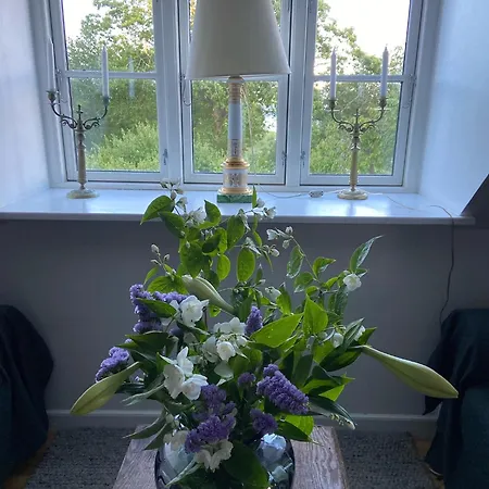 فندق مبيت وإفطار Skovly - Havudsigt Ved Lundeborg *